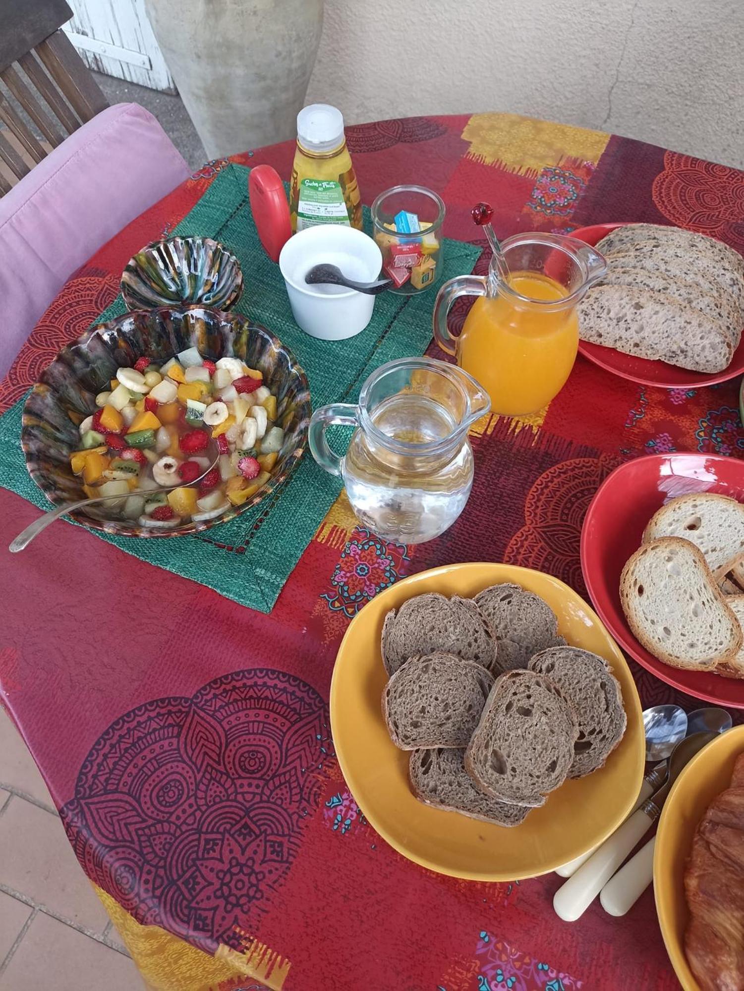 Bed and Breakfast Le Fer En Ceze Шабран Экстерьер фото